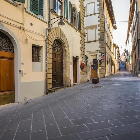 게스트하우스 Whitehouse 콜레 발델사