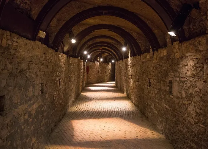 Whitehouse Vendégház 4*