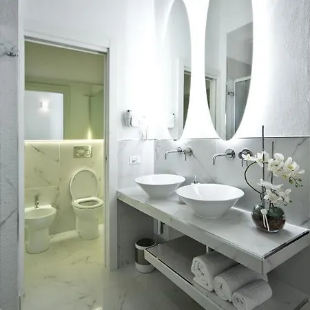 Guest house Whitehouse *